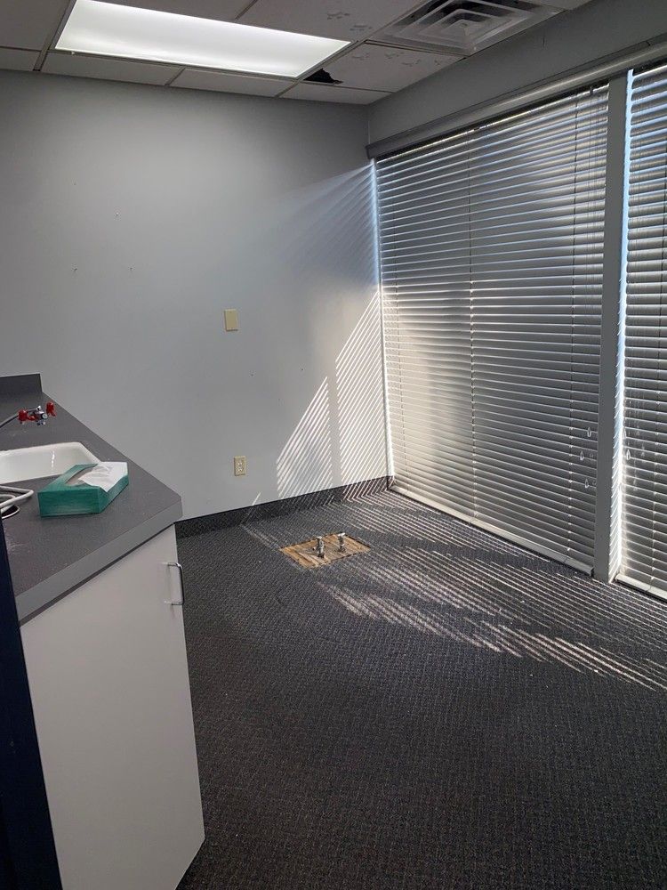 ±1,770 SF General Office Space Available on Shaw Ave: 1275 W Shaw Avenue, Fresno, CA 93711